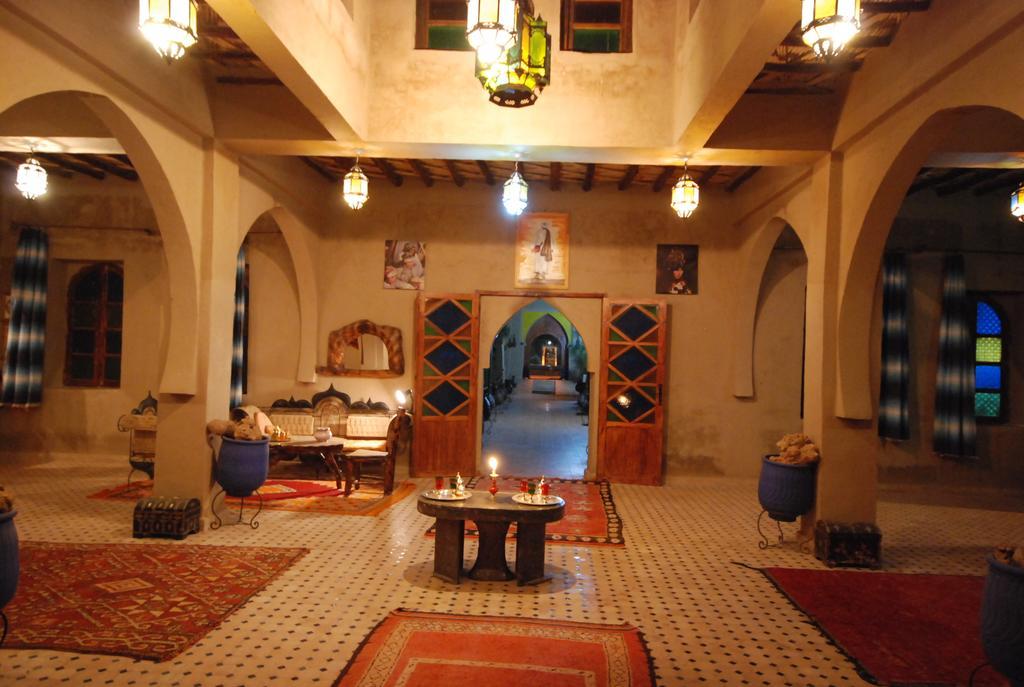 Auberge De Charme Les Dunes D'Or Merzouga Exterior foto
