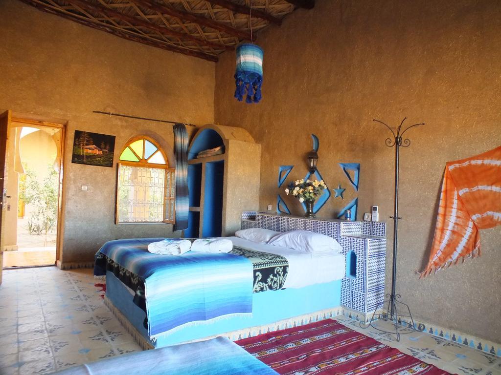 Auberge De Charme Les Dunes D'Or Merzouga Habitación foto