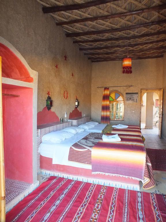 Auberge De Charme Les Dunes D'Or Merzouga Habitación foto